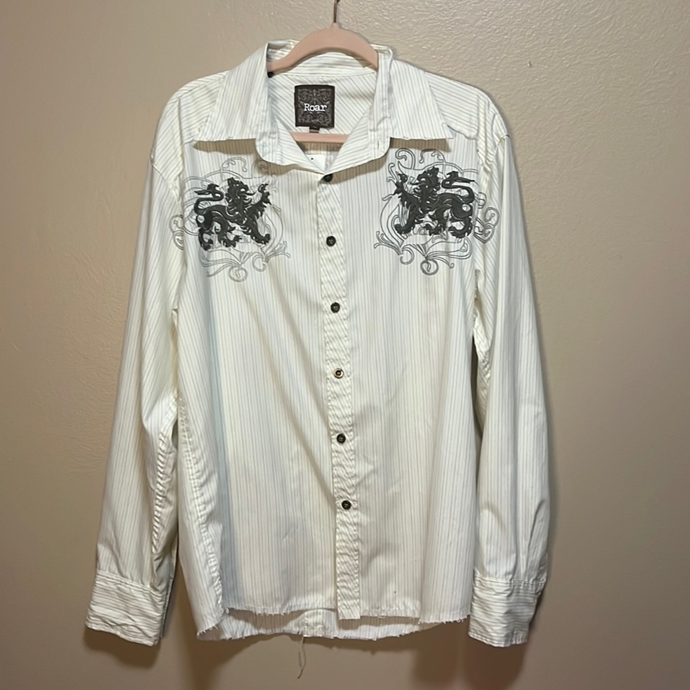 Roar button down